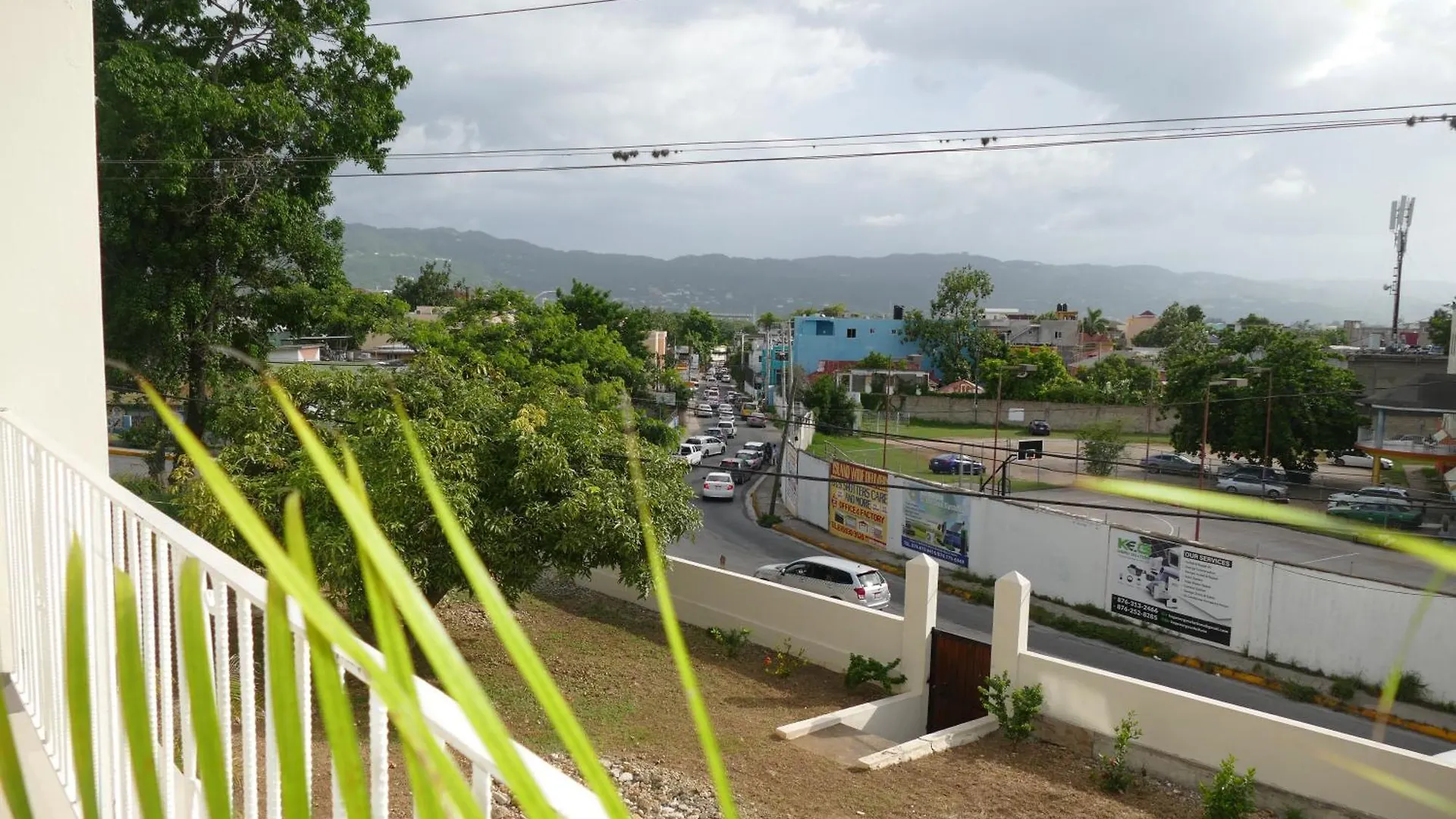 Healing In The City Montego Bay Apartmán