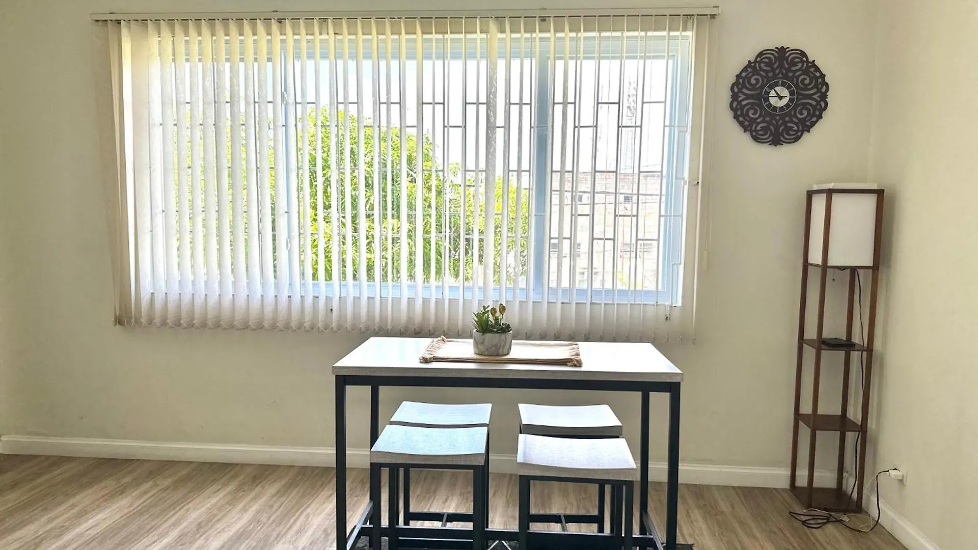 Apartment Healing In The City Montego Bay